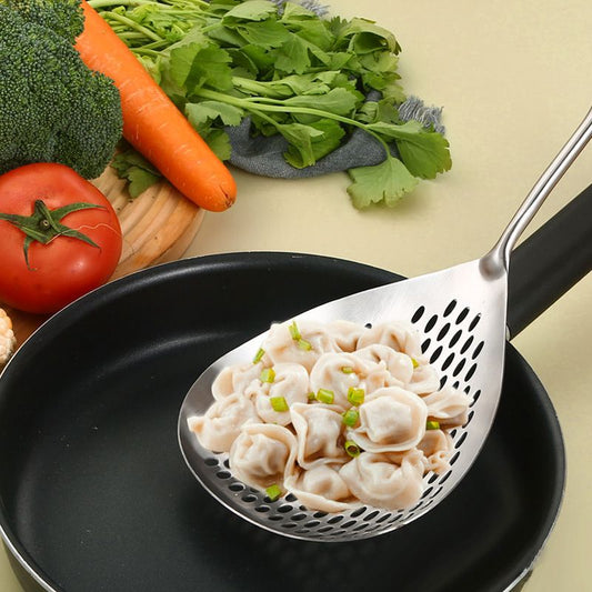 🥄🍟 Stainless steel skimmer spoon – fast draining, versatile, heat-safe handle!