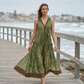 🐆🌴 Leopard maxi dress – breathable, flowy, perfect for beach vacations!