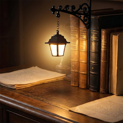 🔥🎁New Arrival: 50% OFF🔥Miniature Retro Streetlight Bookend Light