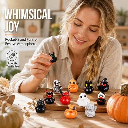 🎃🦆 Spooky Halloween Duck Figurines – Cute Mini Resin Ducks for Desk Decor & DIY Crafts
